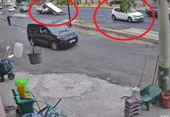 Sürücüsünün ani fren yaptığı kamyonetteki demirler yola saçıldı; o anlar kamerada