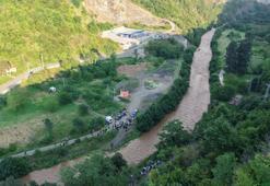 Giresun’da derede akıntıya kapılan 2 kızının ardından annenin de cansız bedeni bulundu