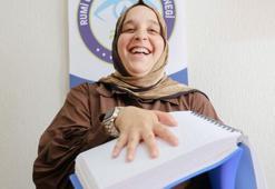 18 yaşında görme yetisini kaybetti, annesinin sözleriyle hayata yeniden tutundu