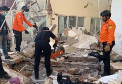 Endonezya'da 7.7 büyüklüğünde deprem: 20 ölü