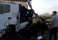 Emniyet şeridinde duran TIR'a arkadan başka bir TIR çarptı: 2 yaralı