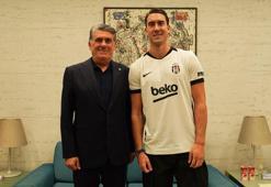 Serdal Adalı: Vlahovic'in lisansı için İtalya Futbol Federasyonu'ndan izin bekleniyor