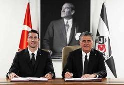 Beşiktaş, Dusan Vlahovic'i UEFA listesine ekledi