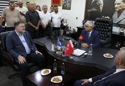 Menderes Belediyesi'nde devir- teslim töreni