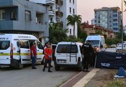 Husumetlisi ile eşini iş yerinde, müdahale eden oğlunu da araçta silahla vurdu: Baba ve oğlu öldü, anne yaralı
