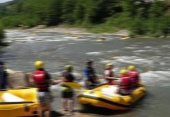 Muğla’da rafting botu devrildi: 12 yaşındaki çocuk öldü