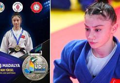 Ümitler Dünya Judo Şampiyonası’nda Sema Nur Yüksel dünya ikincisi oldu