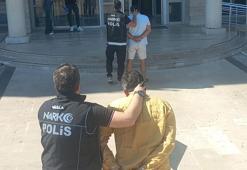 Muğla’da 1,9 kilogram esrar ile yakalanan 2 şüpheli tutuklandı