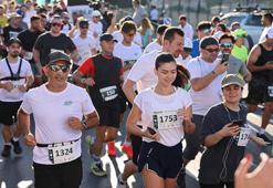 Yeşilay Yarı Maratonu, İstanbul’un tarihi rotalarında gerçekleştirildi