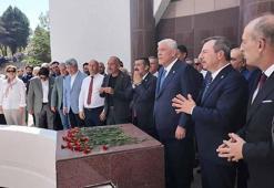 Dervişoğlu, Celal Bayar'ın mezarını ziyaret etti