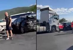 Otoyolda 12 aracın karıştığı zincirleme kaza: 6 yaralı