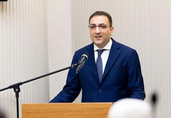 İçişleri Bakanlığı: Balçova Belediye Başkanı Onur Yiğit, görevine iade edilmiştir