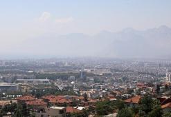 Antalya’da nem bulutları kenti kapladı