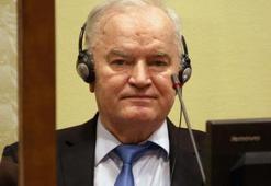 Savaş suçlusu Ratko Mladic öldü