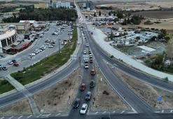 Edirne’de tatilciler sahillerden dönüşte uzun araç kuyrukları oluşturdu