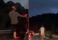 Beykoz’da motosikletlilerin tehlikeli yolculuğu kamerada; tek teker ilerleyip slalom yaptılar