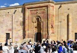 Tarihin taşla yazılmış şaheserinde 'gölge' turizmi