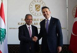 Bakan Bayraktar, Lübnanlı mevkidaşı Saadi ile bir araya geldi