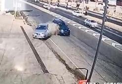 İki otomobil ile TIR’ın karıştığı kaza kamerada; 1 yaralı