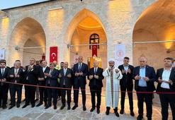 Adıyaman’da depremde hasar gören camiler ve türbe ibadete açıldı