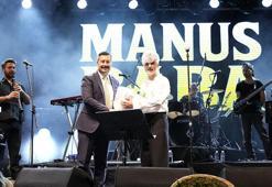 Bursa'da Manuş Baba konseri