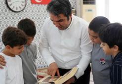 Yazdığı kitapla gençleri camide buluşturdu