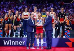 CEV Trendyol EuroVolley 2026 MVP’si Vargas, ödülünü Roko Sikiric ve Sinan Cem Şahin’den aldı