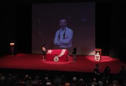 Serhat Kılıç için Harbiye Muhsin Ertuğrul Sahnesi'nde anma töreni yapıldı