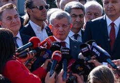 Ahmet Davutoğlu, 'Cumhurbaşkanına hakaret' suçlamasıyla ifade verdi