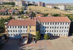 İspanya Başbakanı Sanchez’den, Kayseri’deki liseye teşekkür mektubu