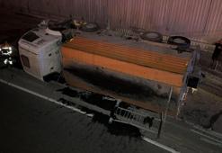 Avcılar’da asfalt kamyonu virajı alamayarak alt geçit yoluna düştü: 1 yaralı