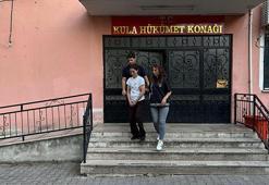 Manisa'da polisin durdurduğu araçta 65 bin içimlik bonzai ele geçirildi; 1'i tutuklama