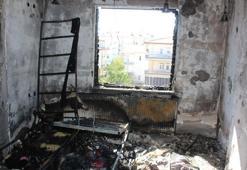 2 yaşındaki çocuk çakmakla oynarken evi yaktı