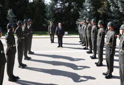 Bakan Güler, Kara Kuvvetleri Komutanlığı'nı ziyaret etti