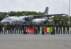 MSB: Deniz Kuvvetleri personeli Senegal'de görev uçuşları icra ediyor