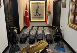 Mersin Limanı'nda geminin altına gizlenmiş 350 kilo kokain ele geçirildi