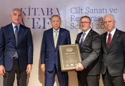 Bakan Ersoy: Tarihi Taşlıcalı Hüseyin Paşa Camii Mushaf-ı Şerifi'nin tıpkıbasımını tamamladık