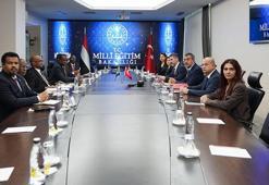 Bakan Tekin, Sudan Eğitim Bakanı Hajar ile bir araya geldi