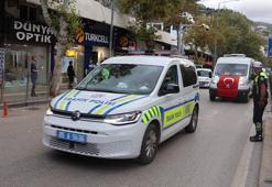 Şehit polisin cenazesini meslektaşları selam vererek uğurladı
