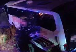 Manisa'da otobüs kazası: 18 yaralı