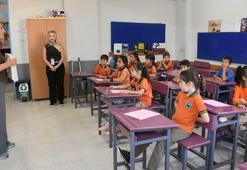 İzmir'de fırsat eşitliği için bilim köprüsü kuruldu