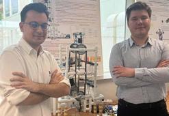 Üniversite öğrencilerinden dikey döner otopark projesi