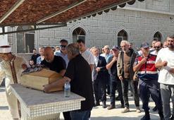 Umay bebek, aynı kazada ölen annesinin yanına defnedildi