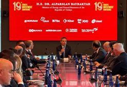 Bakan Bayraktar, ABD'de iş dünyası temsilcileri ve yatırımcılarla bir araya geldi