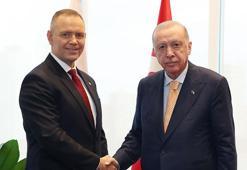 Cumhurbaşkanı Erdoğan, Polonya Cumhurbaşkanı Nawrocki ile bir araya geldi