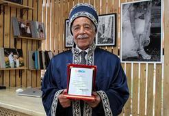 63 yıllık fotoğrafçı, Adana’da yılın ahisi seçildi