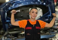 Fatma, muhasebeci olarak girdiği sanayide motor ustası oldu