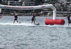 Bodrum’da su jeti ve motosurf yarışları nefes kesti