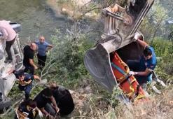 Tunceli’de hafif ticari araç çay kenarına devrildi: 2’si ağır, 5 yaralı