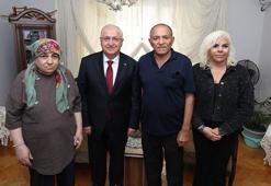 Bakan Güler, İstanbul'da şehit ailesini ziyaret etti